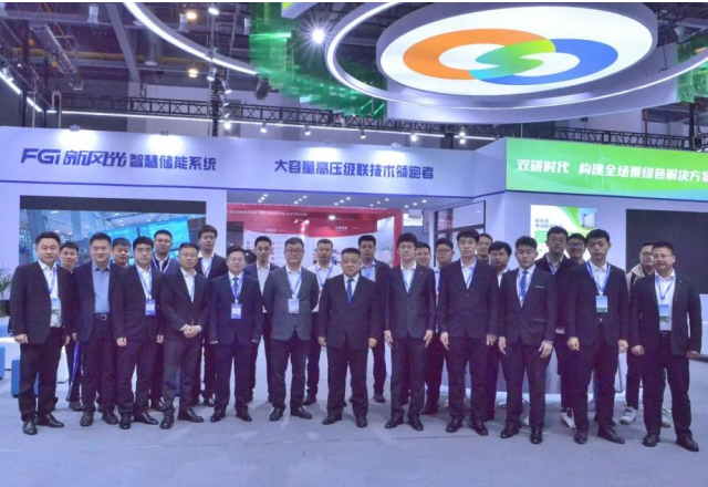 火爆亮相！新風(fēng)光龍年首展點(diǎn)亮“錢(qián)塘江畔”